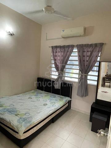 Alpine Village Apartment 5
