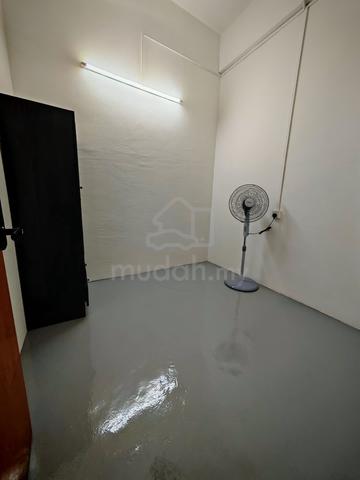 Rooms for Rent 🔥（Above Shoplot） 1