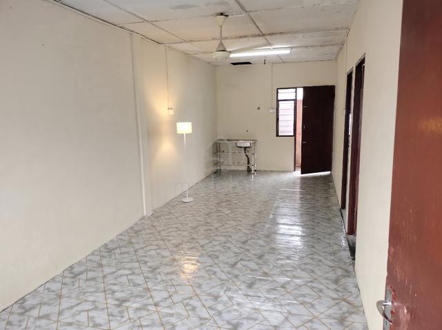 Blok Flat Aman 2, Taman Sri Seri Kemuning Indah Temerloh 1