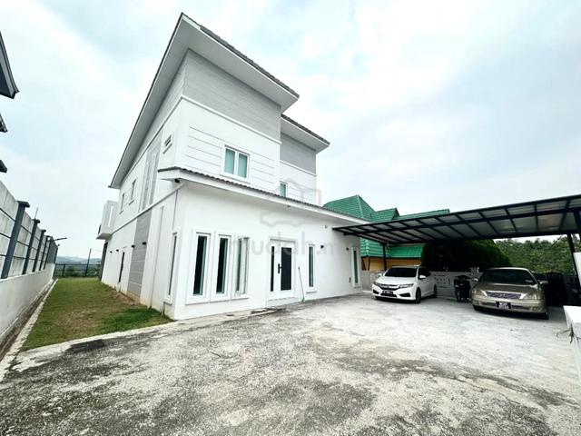 Double Storey Bungalow Lengkok Mekar 6 Sungai Merab Bangi Selangor. 1