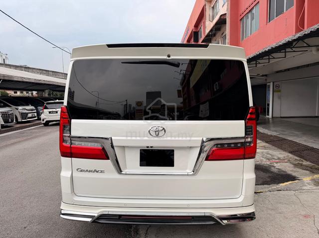 Toyota Granace 2.8G (A) Diesel *9 Seater *Warranty - 2