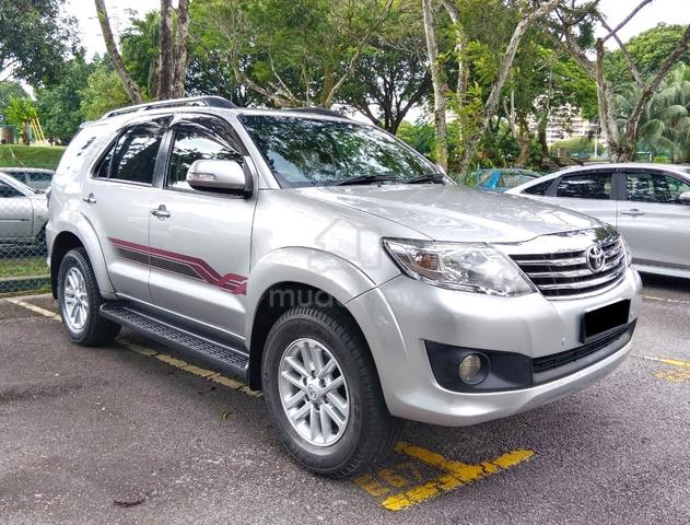 2013 Toyota FORTUNER 2.7 V FACELIFT (P) A/T - 1