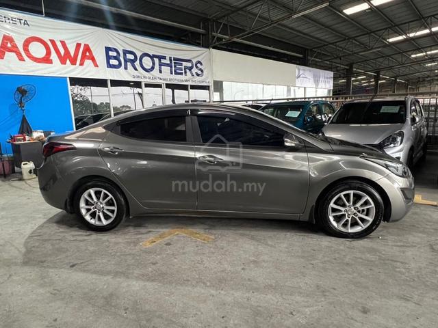 2015 Hyundai ELANTRA 1.6 ELEGANCE FACELIFT (A) - 2