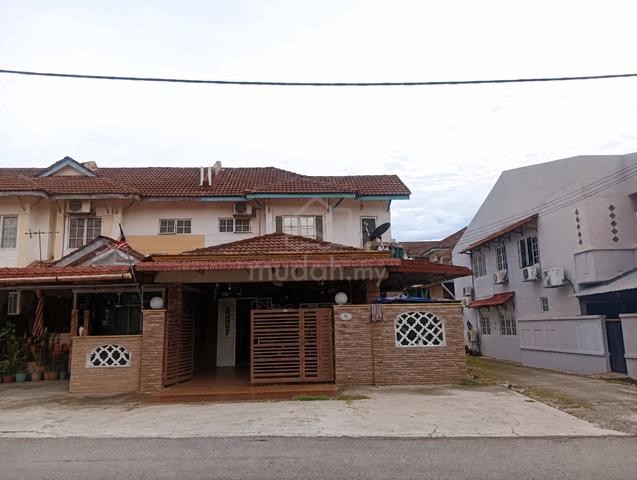 Cakera Purnama Fasa 3, Puncak Alam For Sale - End Lot. Renovated 1