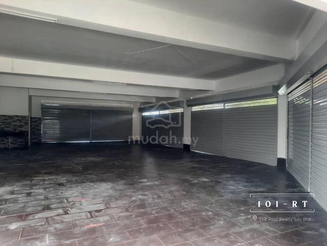 [Corner Lot] Bandar Putera 2 jalan kebun 2sty corner 28*70sqft for ren 1