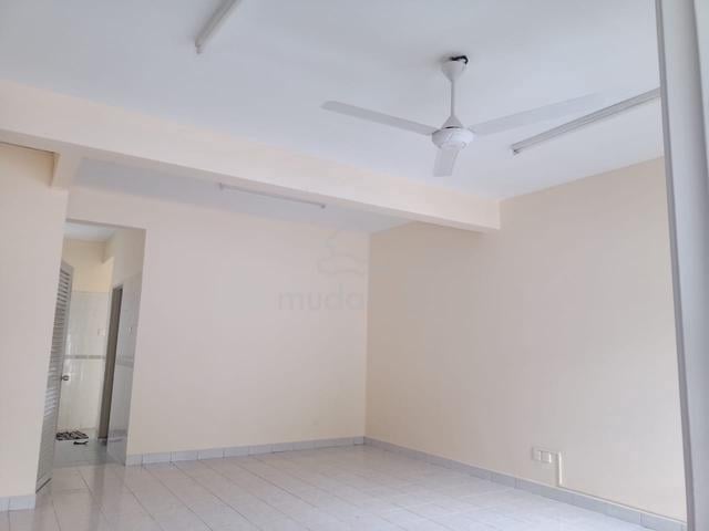 Kota Kemuning, Bukit Rimau, Liparis, 2sty House For Rent 1