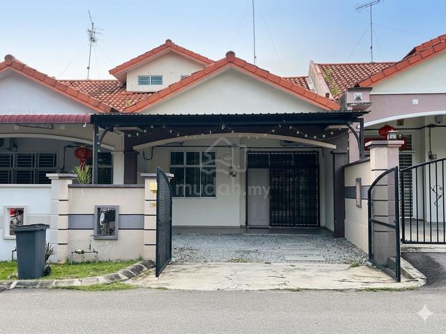 Open Facing Kluang Taman Delima 2 Single Storey Terrace 1
