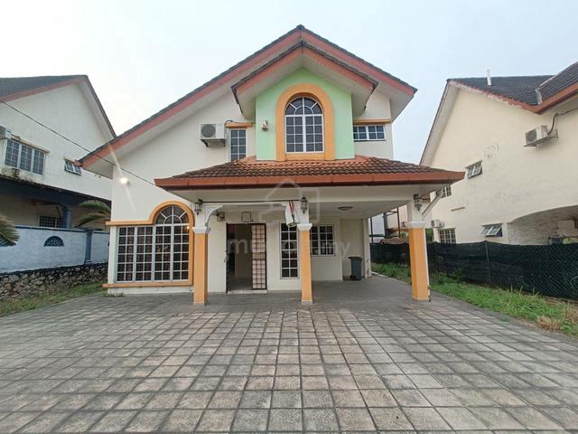 FREEHOLD RENOVATED Bungalow @ Kasturi Height Nilai Spring Putra Nilai. 1