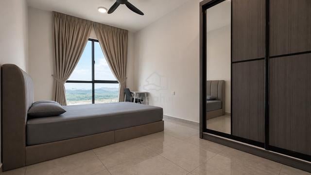 Cozy Female Master Room for rent @ Savana Residence, Batu Kawan 1