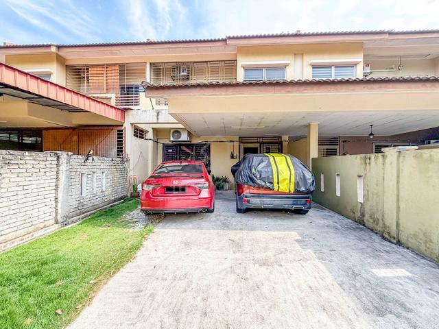 Double Storey Terrace House, Alam Suria, Puncak Alam 1