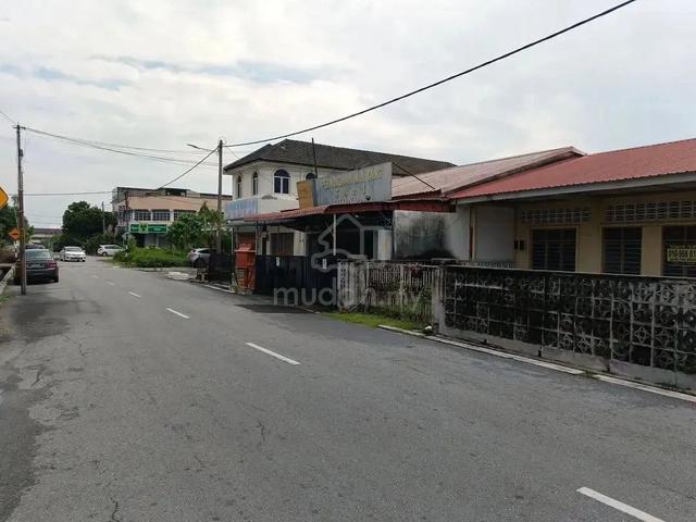 Bercham Single Storey House For Sale 1