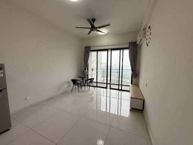Bay Point @ Country Garden Danga Bay 1