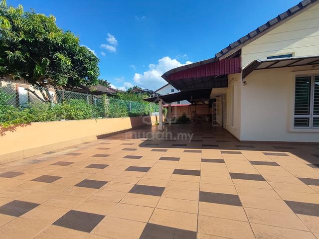 Bukit Beruang Ayer Keroh [Fully Renovated] Single Storey Semi-D House 1