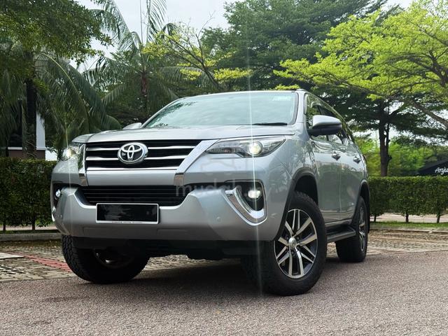 2019 Toyota FORTUNER 2.7 SRZ 4X4 2TR-FE (A) - 1