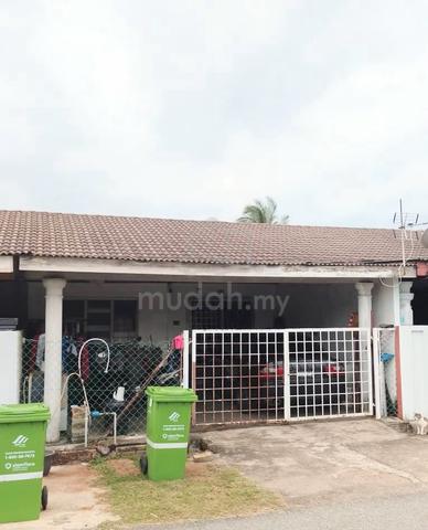 Kampung Padang|Direct Owner| Facing East|3Room 1Bath|Near Kuantan Town 1