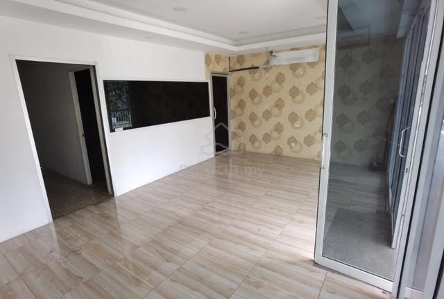 Inanam Capital shoplot I 1st Floor I Road Frontage I Office Shoplot 4