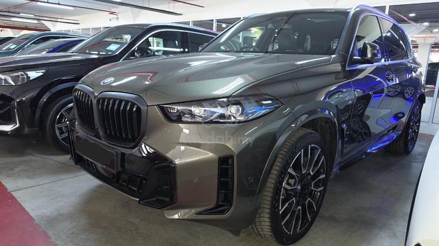 2025 Pre Owned Bmw X5 3.0 XDRIVE50E M SPORT - 2