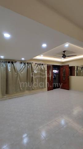 Double Storey Taman Mutiara Rini 2