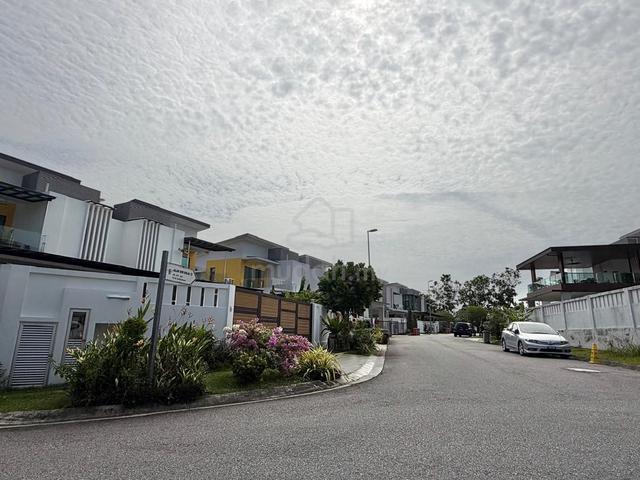 Seri Binjai Semi D 40 x 85 Gated & Guarded Seremban 1