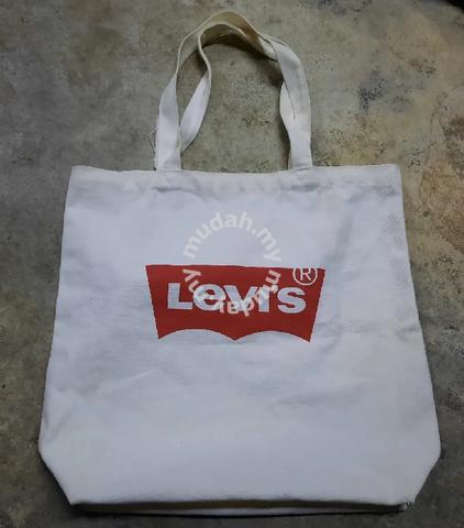 tote bag Levis - Bags & Wallets for sale in Others, Selangor