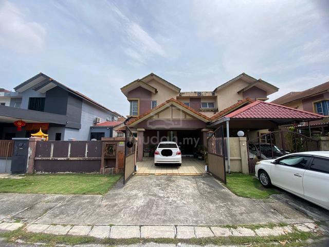 FACING OPEN/RENOVATED 2444sf Rumah Berkembar Aman Perdana, Klang 1