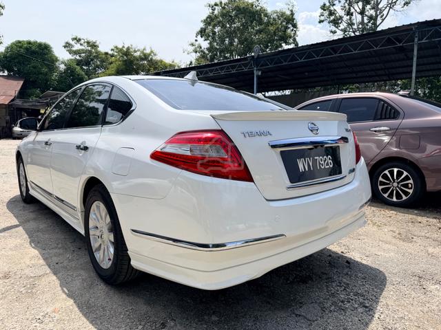 Nissan TEANA 2.0 NAVI (A)-11 - 3
