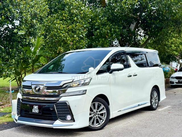 ON THE ROAD 2016 Toyota VELLFIRE 2.5 GOLDEN EYES - 2