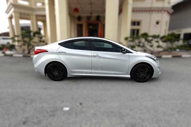 Hyundai ELANTRA 1.8(A) PREMIUM SEDAN*WARRANTY - 4