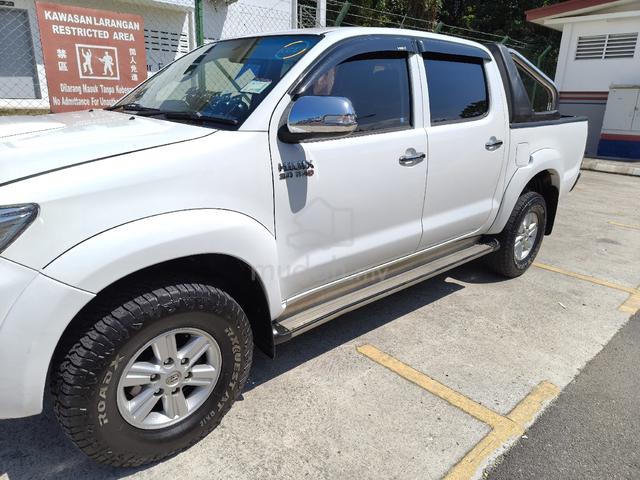 2012 Toyota HILUX 3.0 G VNT FACELIFT (A) - 4