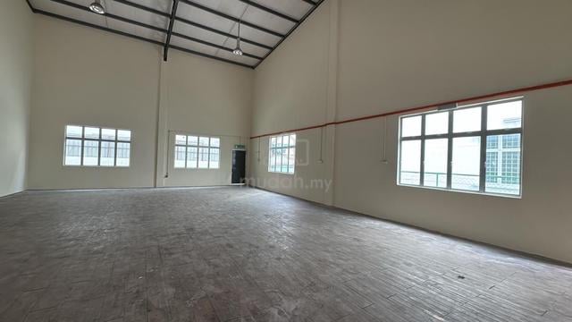 2-adjoining 1.5 Storey Semi D Factory at IKS Merdeka Permai for Sale 1
