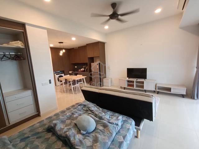 Grand Medini 1