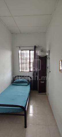 Bilik Sewa Murah Bandar Baru Bangi lelaki  1