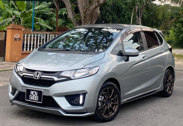 2014 Honda JAZZ 1.5 V MY2014 (A) - 1