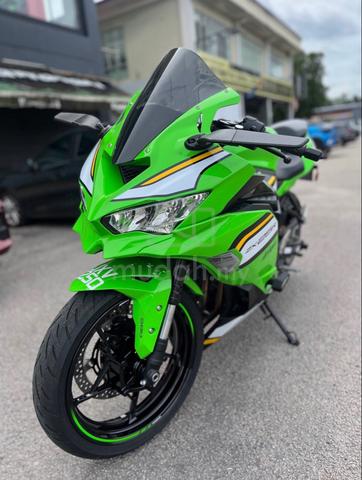 Carousel Image Selected