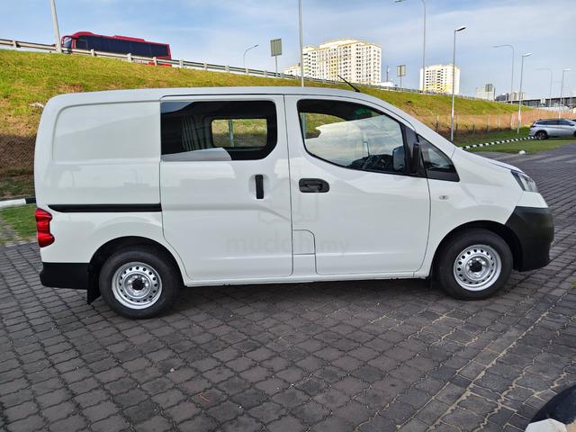 2021 Nissan NV200 1.6 (M) Semi Panel Van - 4