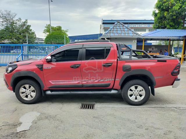 2017 Toyota HILUX 2.4 G STD VNT (A) - 4