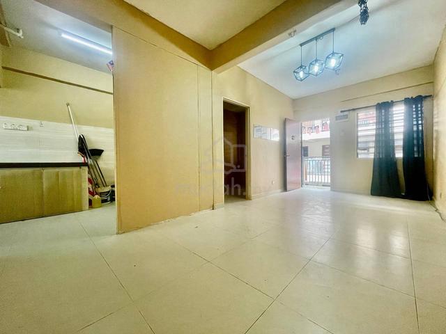 Seri Perindu Apartment 1