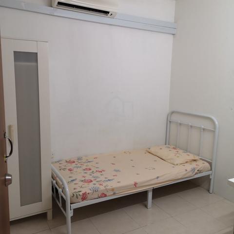 Girl House Cyberjaya Cyberia SmartHome MMU 1
