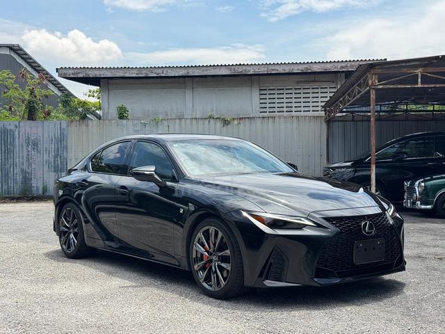 RECON UNREG 2022 Lexus IS300 F-SPORT MODE GLITTER - 1