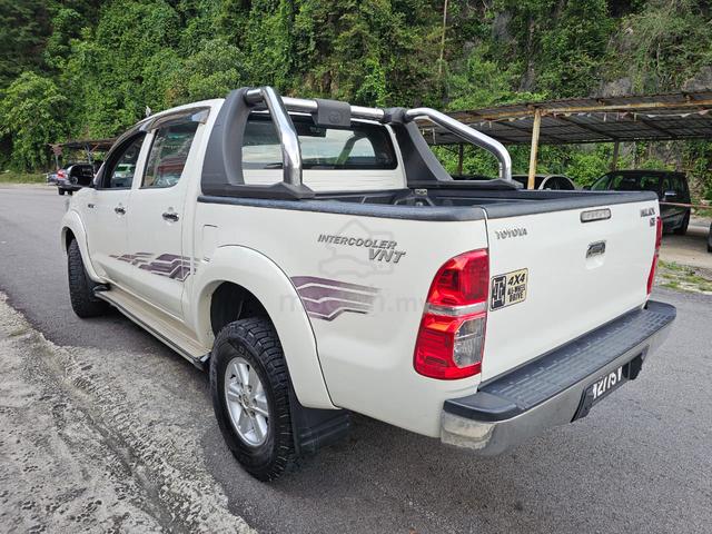 2014 Toyota HILUX 2.5 G VNT (A) 4X4 O. T. R. PRICE - 2