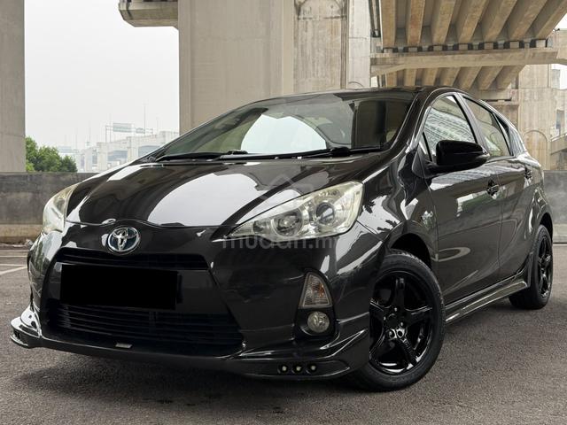 2013 Toyota PRIUS C 1.5 TRD SPORTIVO - 1OWNER - 1