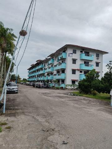 Room for Rent | Near Muar Town | Ladies Only 1