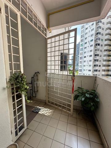 Awana Puri Condominiums 1
