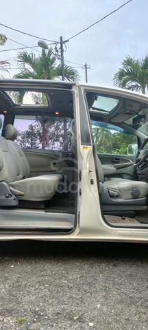 2K/02 ESTIMA, 2.4 8-seater, sunroof dpn & tengah - 3