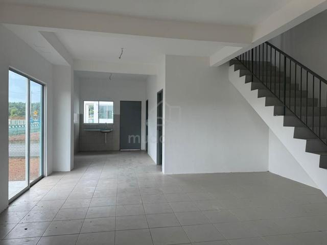 Taman Arowana 2 Storey Terrace House Scientex House For Sale 1