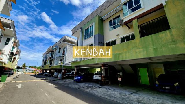 Exclusive Duta Garden Bundusan Penampang Townhouse Gated & Guarded 1
