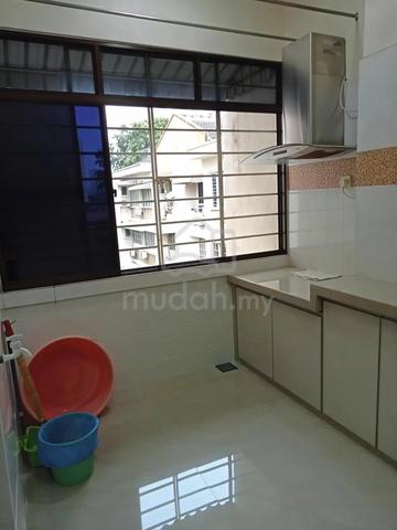 Mawar Apartment (Sungai Nibong) 1
