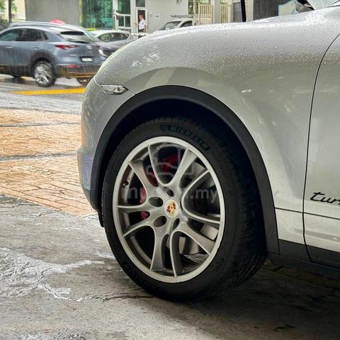 2010 Porsche CAYENNE 4.8 TURBO 958 (A) - 4