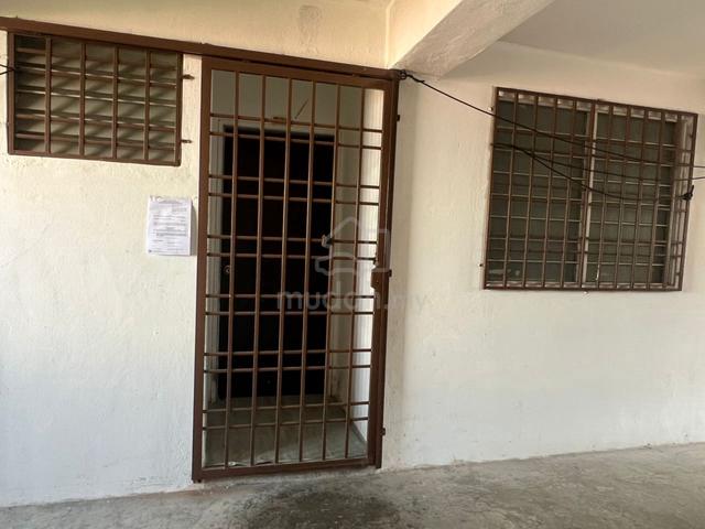 Palm Court (Pangsapuri Nipah) 1