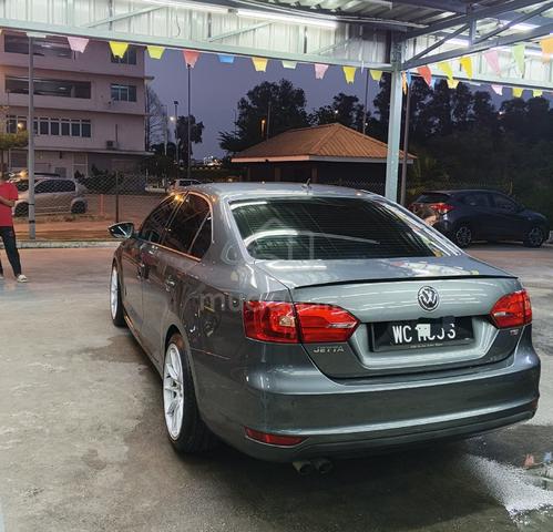 VW Sedan 1.4 - 3